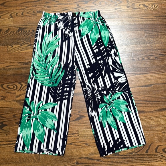 Chico's Green and Navy Casual Palazzo Pants. size L ( Chico's size 2) - Picture 1 of 4
